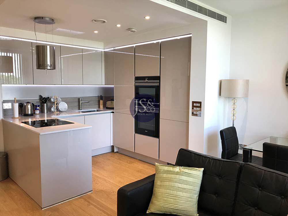 Holland Park Avenue, London, W11 4XB