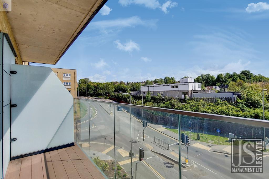 Mill Pond Road, Langley Square, Dartford, Kent, DA1 5WH