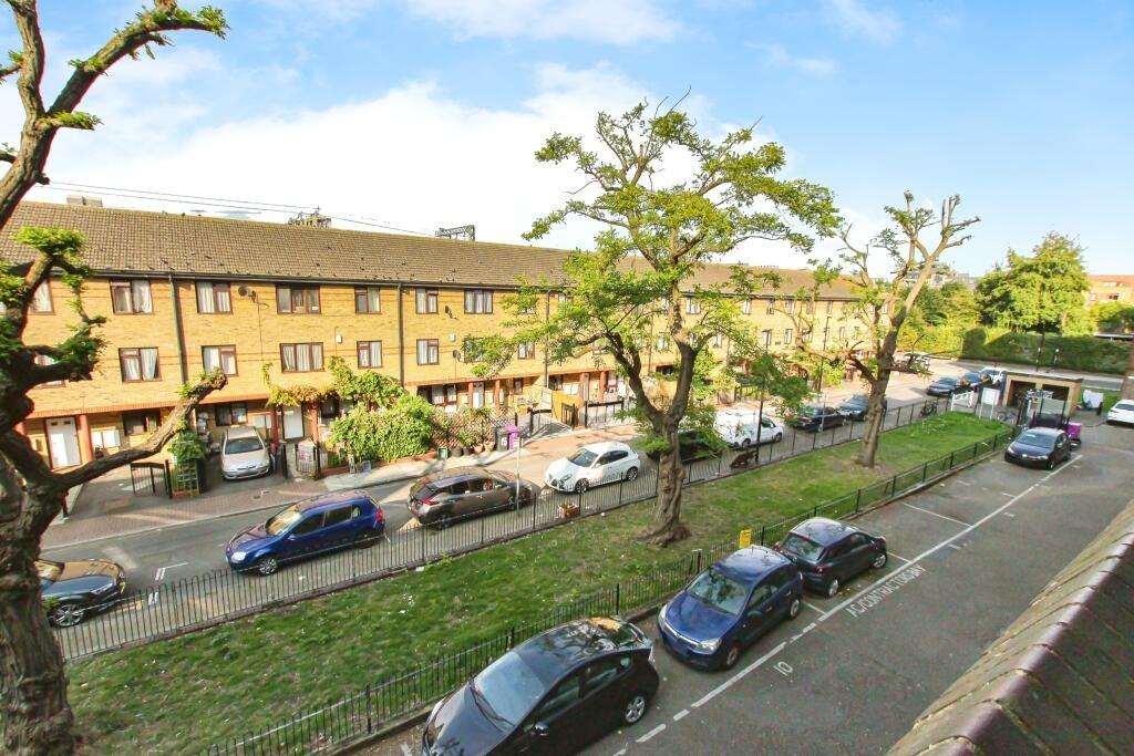 Tent Street, London, E1 5DS